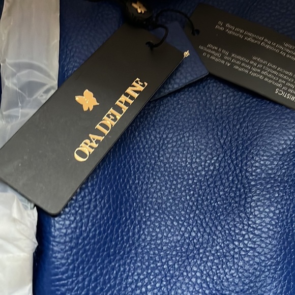 Ora Delphine Adele Satchel - Picture 5 of 13